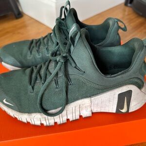 Nike Dark Green Running Sneakers sz8